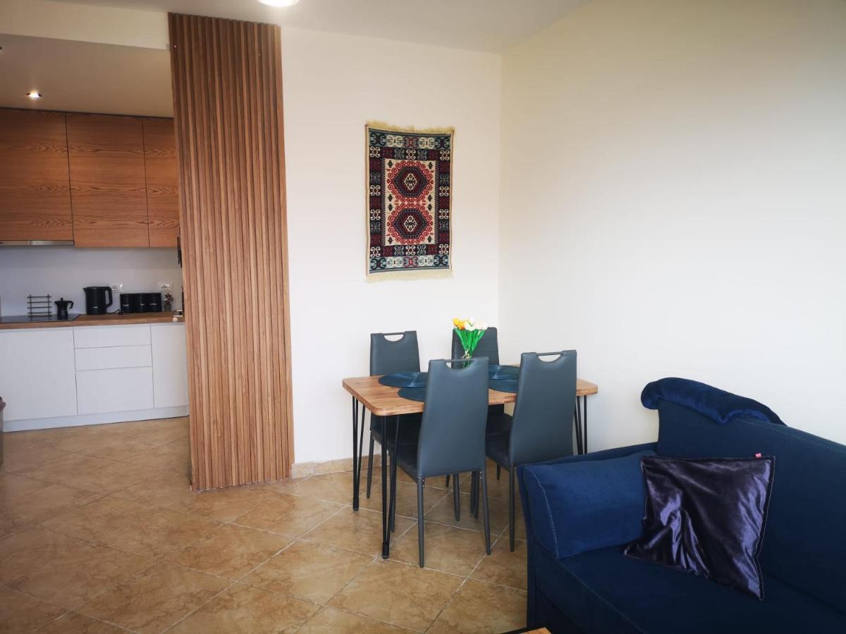 Riviera Deluxe Apartments Vlorë Extérieur photo